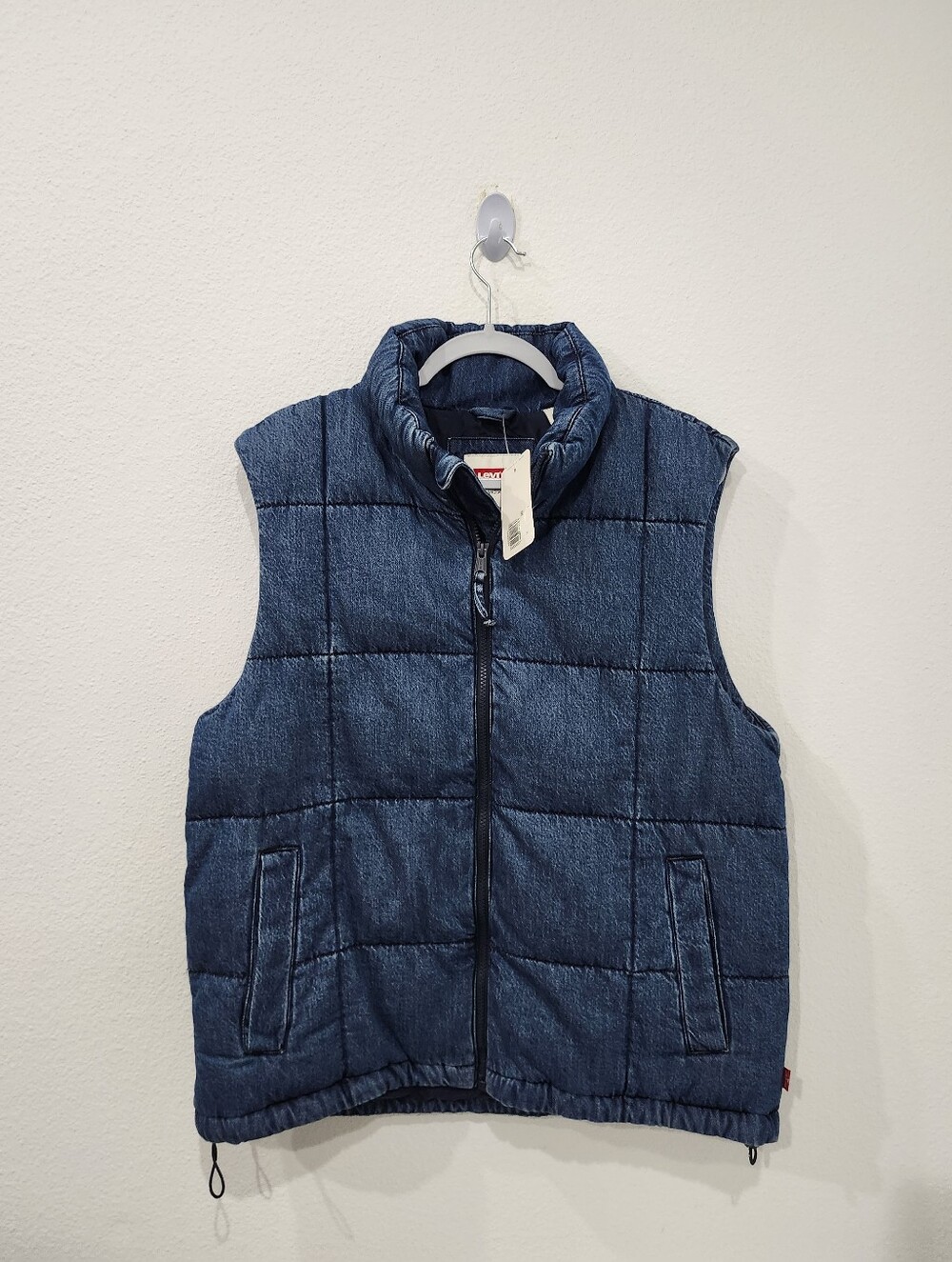Levi's Men's Piedmont Denim Puffer Vest Relaxed Fit Size Medium Packable Hood